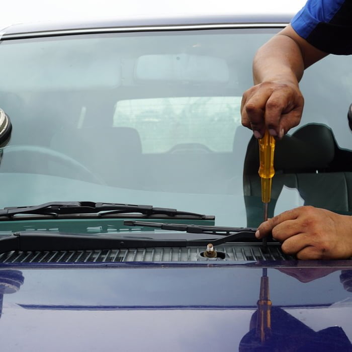 Do Your Car Windscreen Wiper Blades Need Replacing?
